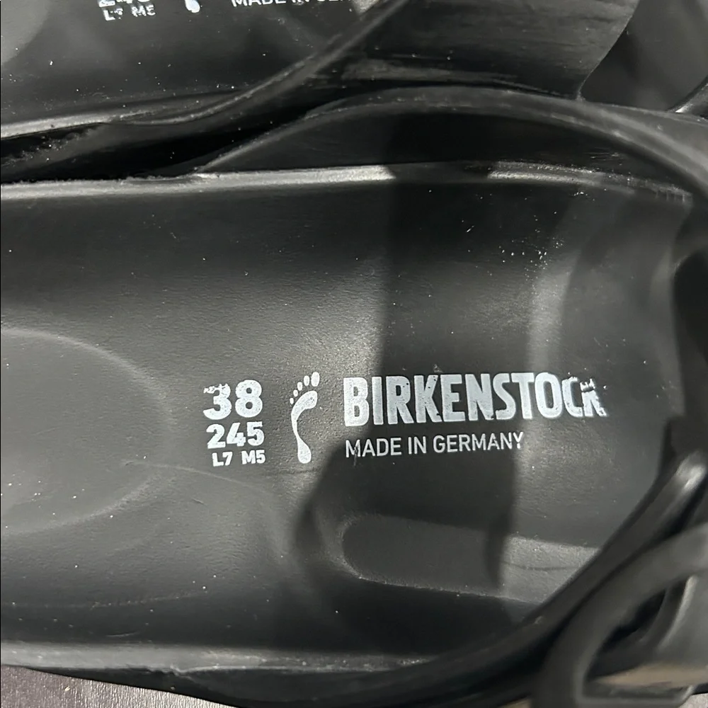 Birkenstock Arizona Sandals Black Leather Double Strap Size 38 EU 7-7.5 US - Picture 2 of 8